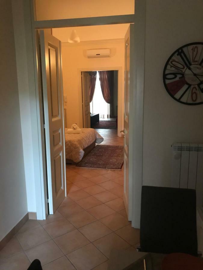 Ma Maison Касерта Екстериор снимка